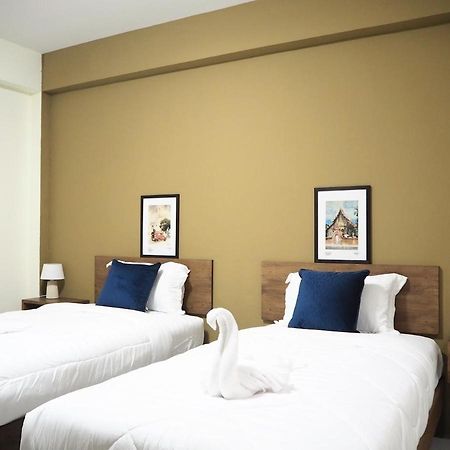 Hotel Bua House Poshtel Chiang Mai Zewnętrze zdjęcie